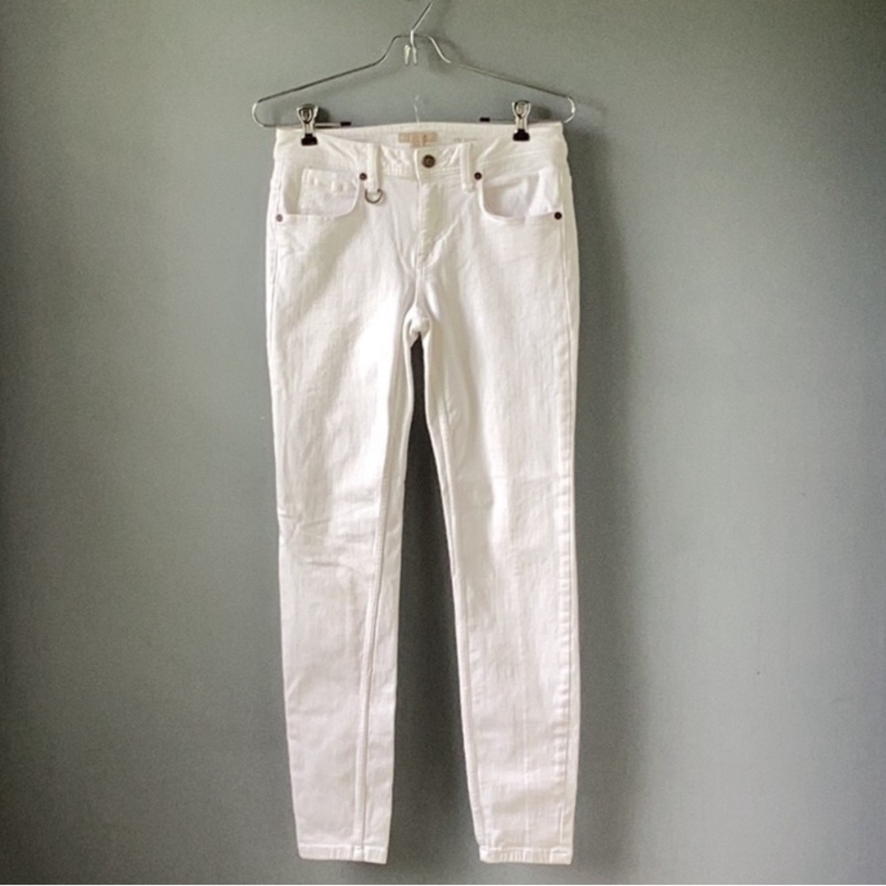 BURBERRY BRIT White Westbourne Skinny Ankle
Size 29 W